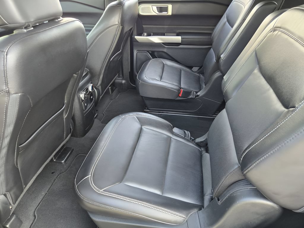 Used 2022 Ford Explorer Limited w/ Limited Technology Package AWD/4WD image 28