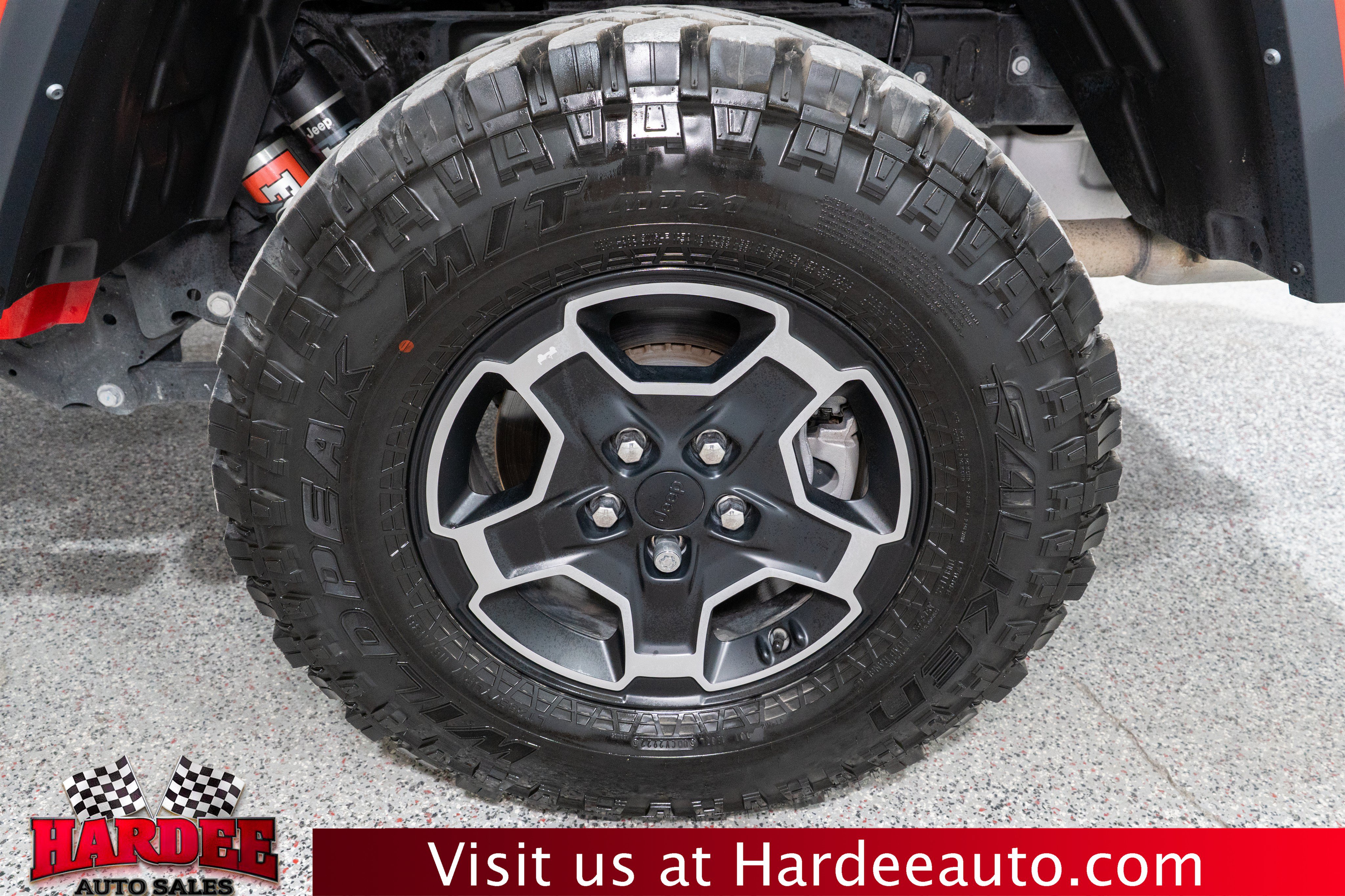 Used 2023 Jeep Gladiator Mojave w/ Cold Weather Group AWD/4WD image 10