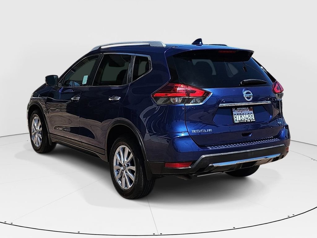 Used 2017 Nissan Rogue SV w/ SV Premium Package FWD image 5