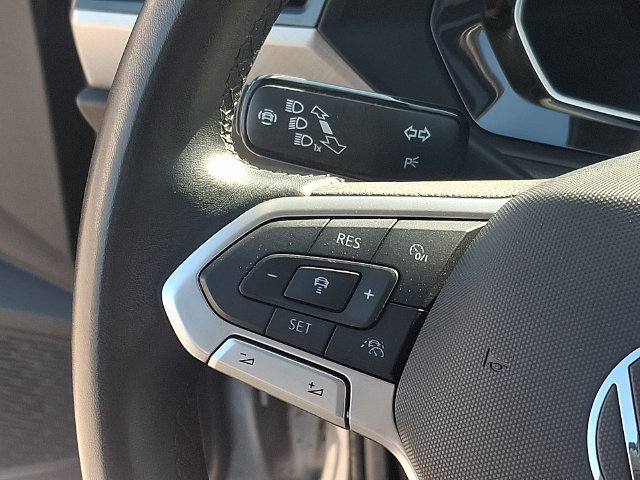 Used 2024 Volkswagen Jetta SE FWD image 20