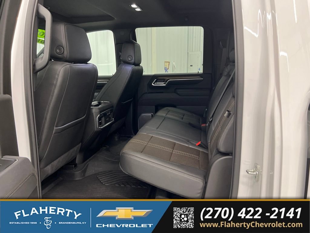 Used 2025 Chevrolet Silverado 2500 High Country w/ High Country Premium Package AWD/4WD image 11
