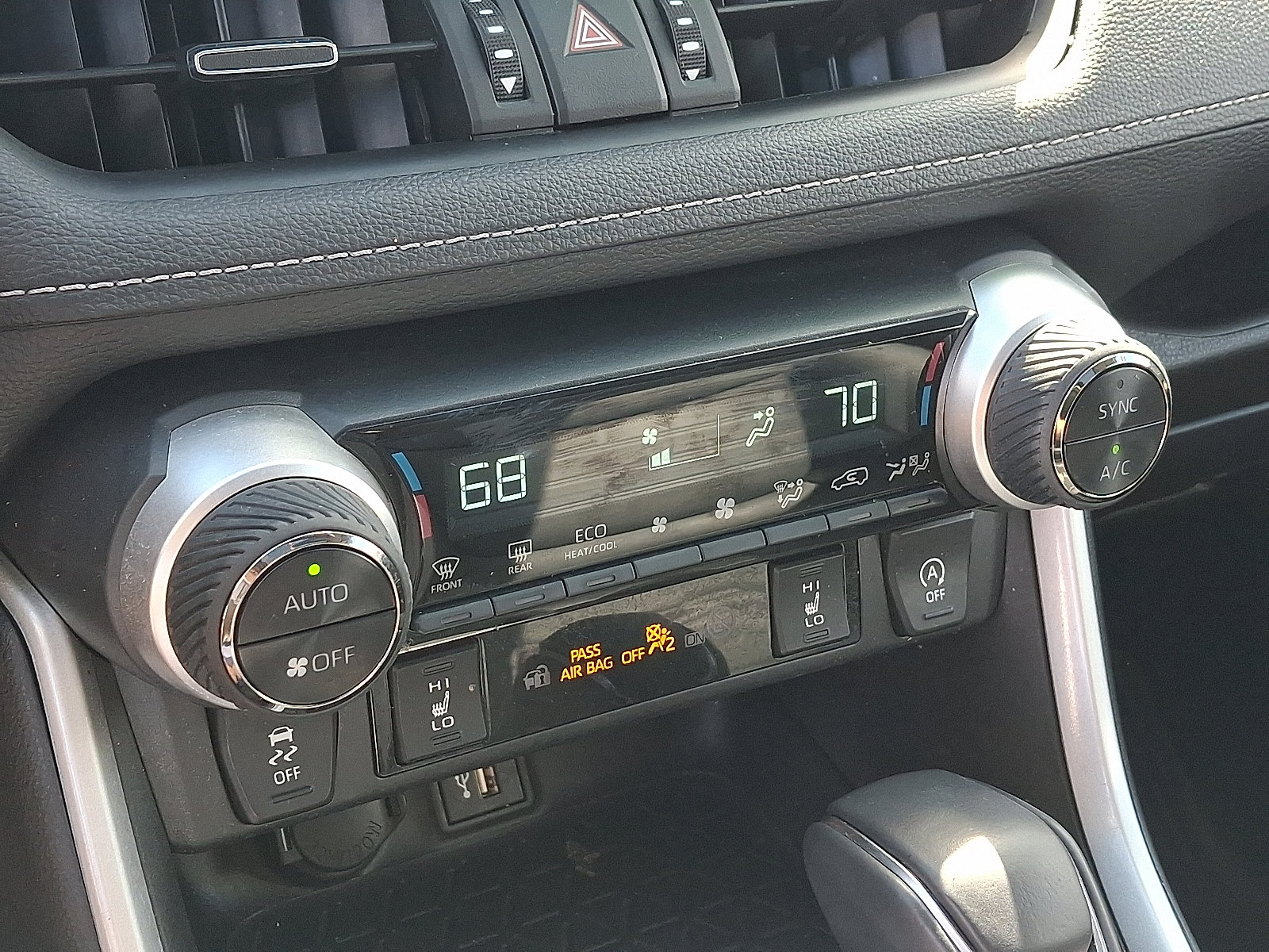 Used 2024 Toyota RAV4 XLE Premium w/ Weather Package AWD/4WD image 17