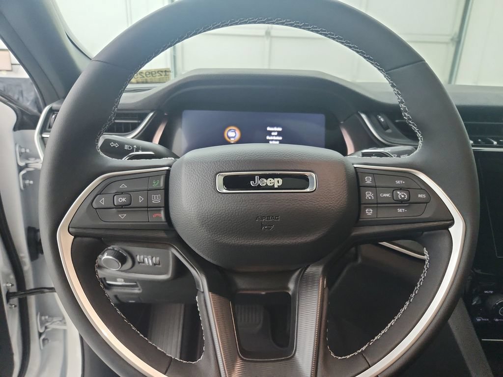 New 2026 Jeep Grand Cherokee Laredo X AWD/4WD image 22