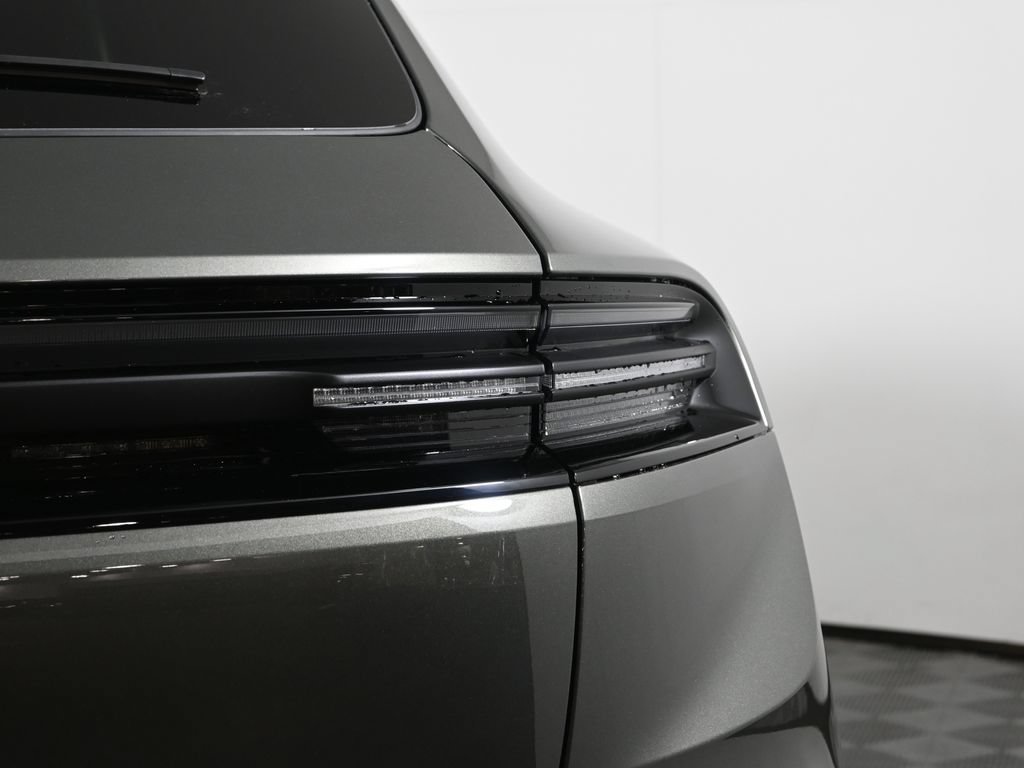 New 2026 Porsche Macan 4 Electric AWD/4WD image 13