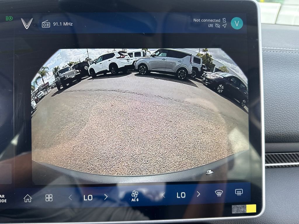 New 2025 VinFast VF 8 Eco AWD/4WD image 31
