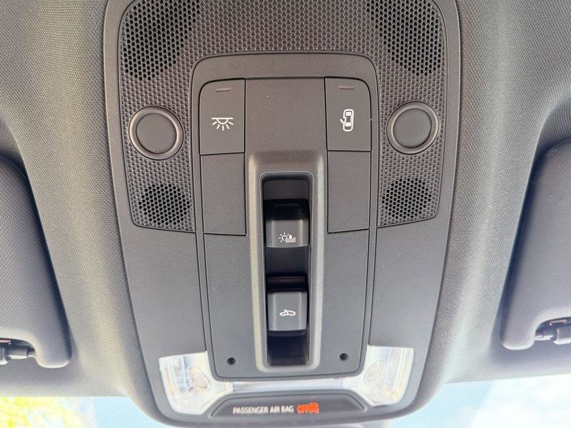 Used 2020 Audi Q3 2.0T Premium Plus w/ Premium Plus Package AWD/4WD image 16