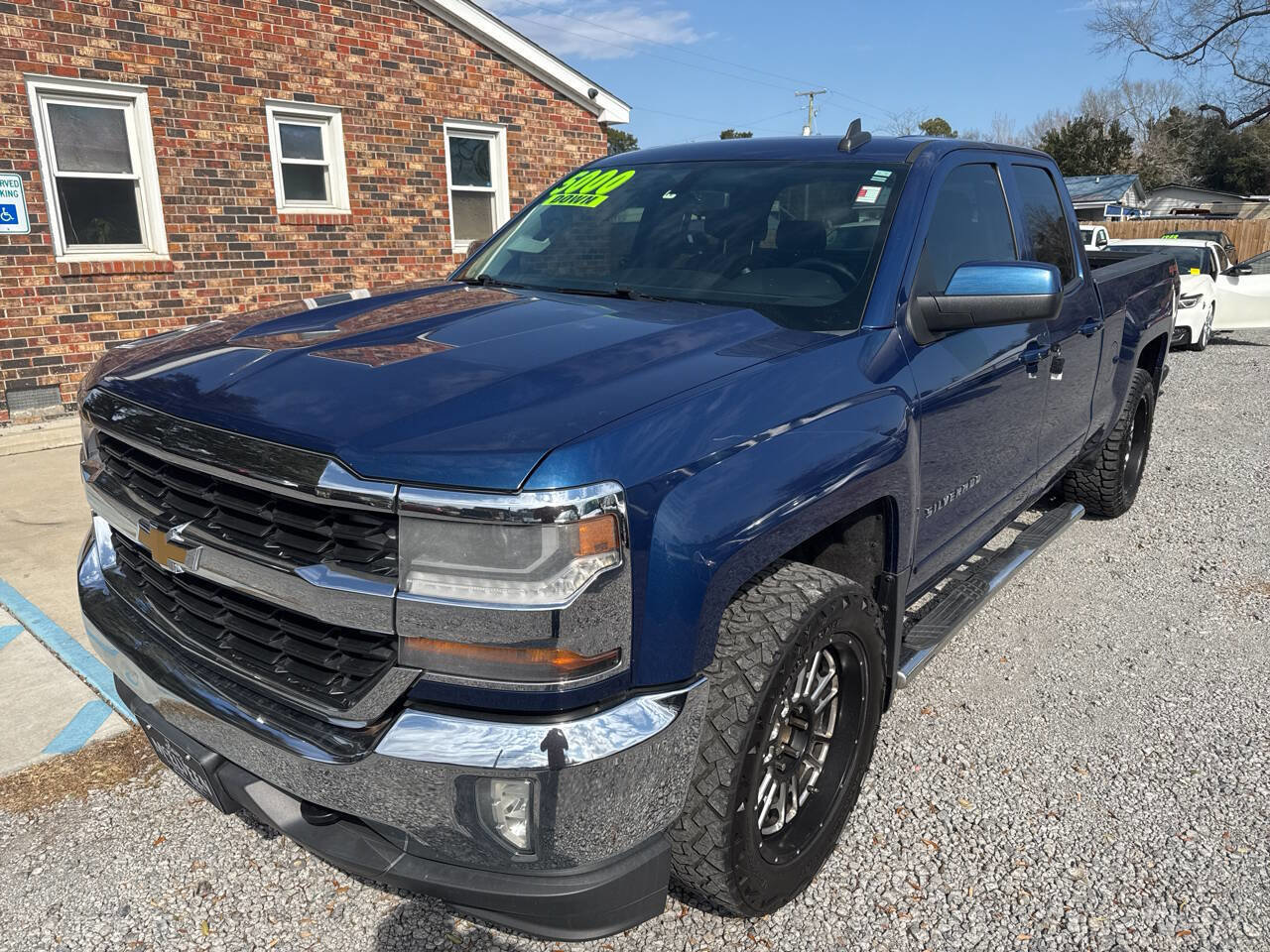 Used 2016 Chevrolet Silverado 1500 LT w/ All Star Edition AWD/4WD image 3