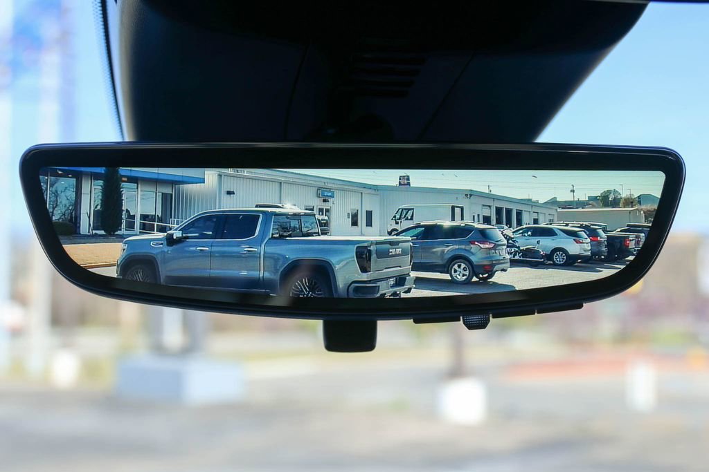 New 2026 Chevrolet Traverse LT w/ Midnight/Sport Edition FWD image 22