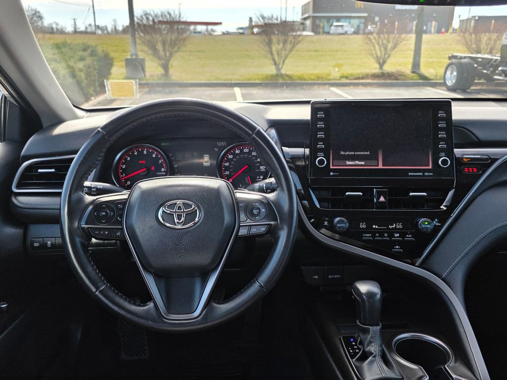 Used 2024 Toyota Camry XSE image 31