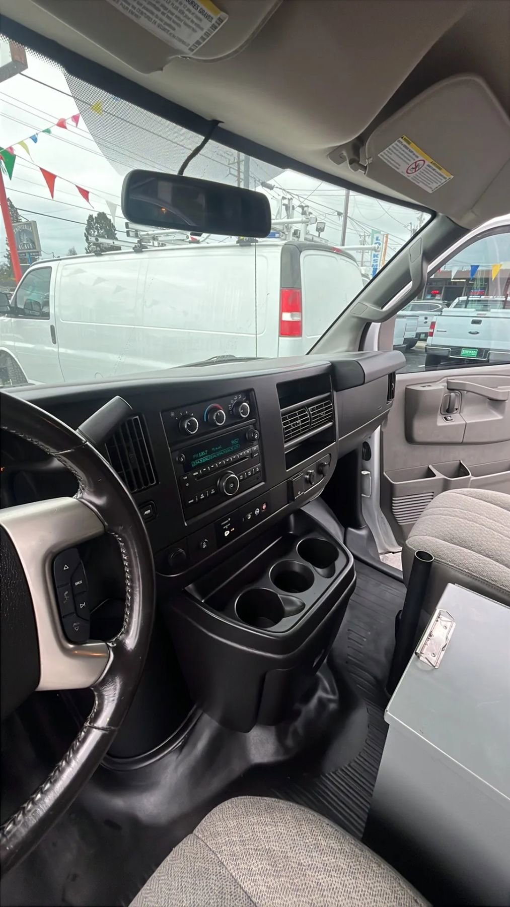 Used 2017 GMC Savana 2500 image 13