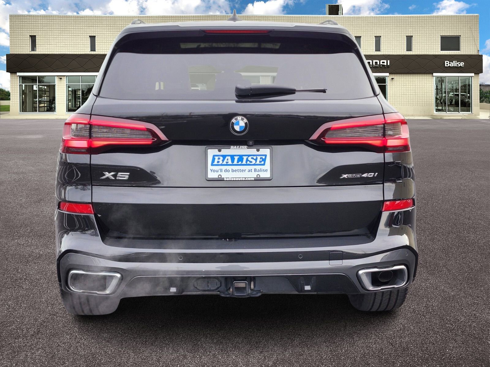 Used 2021 BMW X5 xDrive40i w/ M Sport Package image 4
