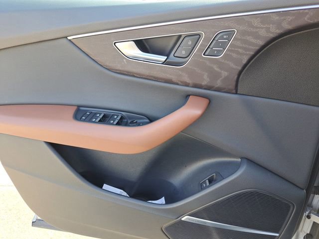 Used 2022 Audi Q8 Premium Plus image 19