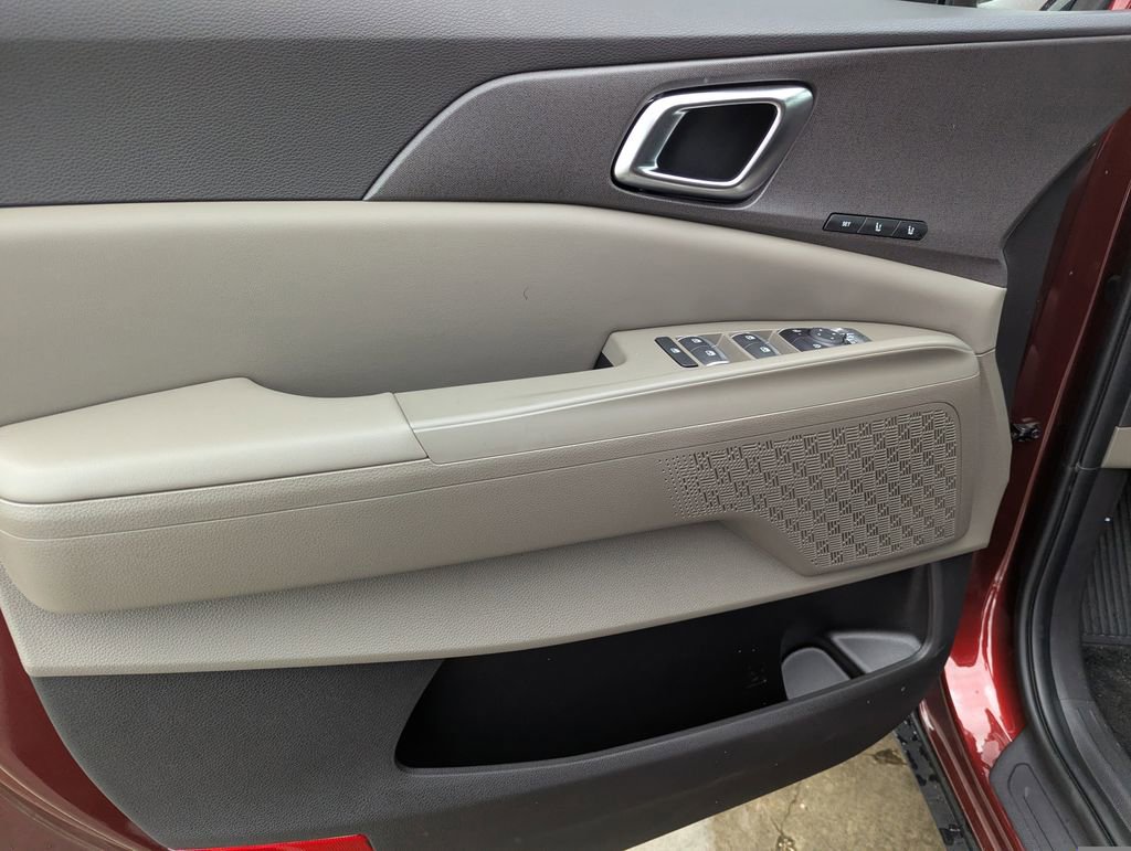 New 2026 Kia Carnival EX FWD image 19