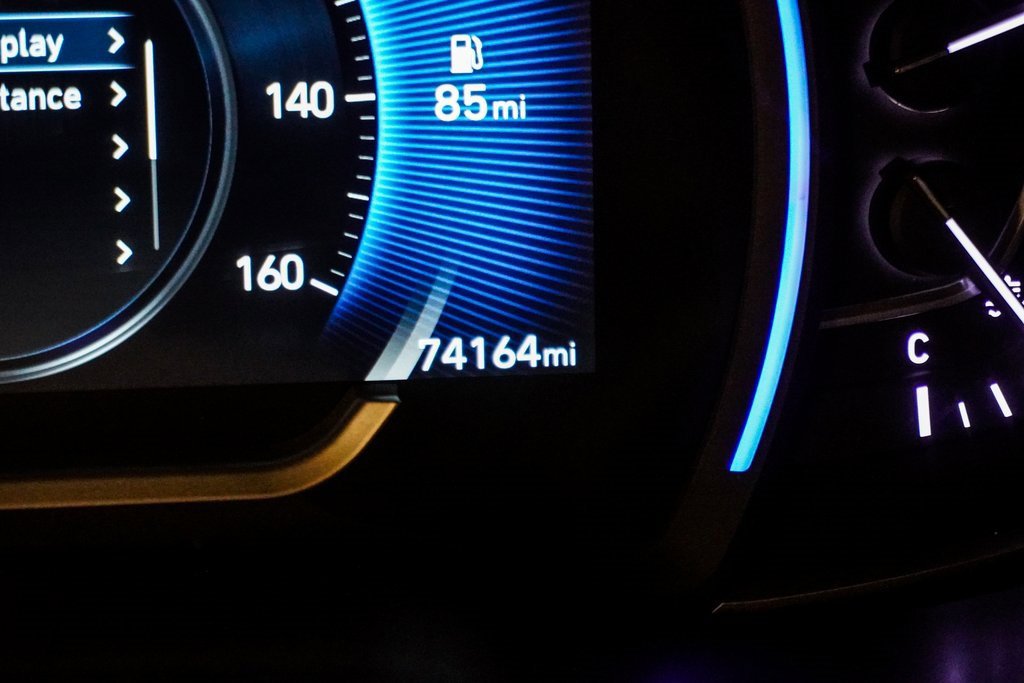 Used 2020 Hyundai Santa Fe Limited image 46