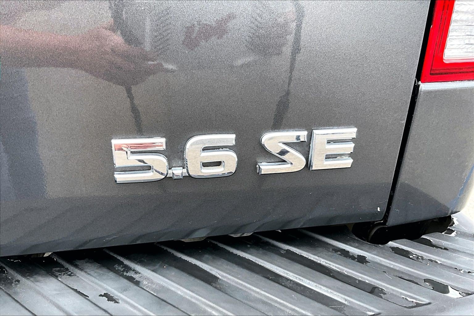 Used 2005 Nissan Titan SE RWD image 27