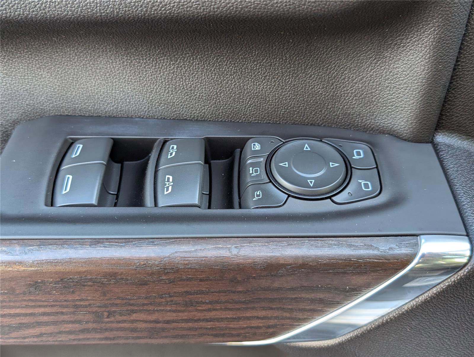 Used 2023 GMC Sierra 3500 Denali w/ Denali Ultimate Package image 20