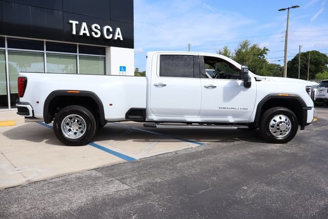 New 2026 GMC Sierra 3500 Denali w/ Denali Reserve Package AWD/4WD image 9