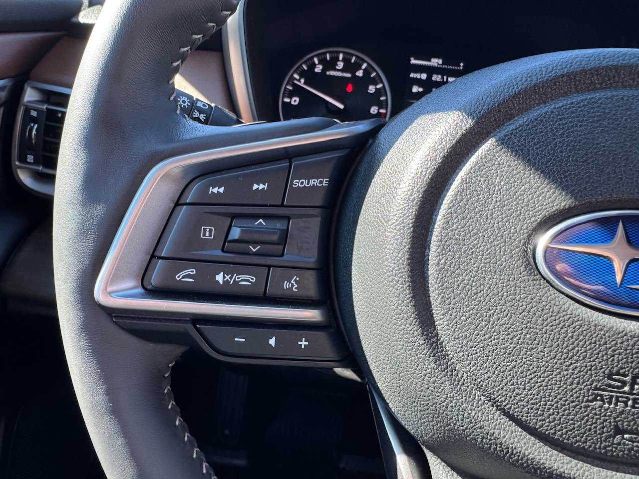 Certified 2025 Subaru Outback Touring XT w/ Tech Package 2 image 35