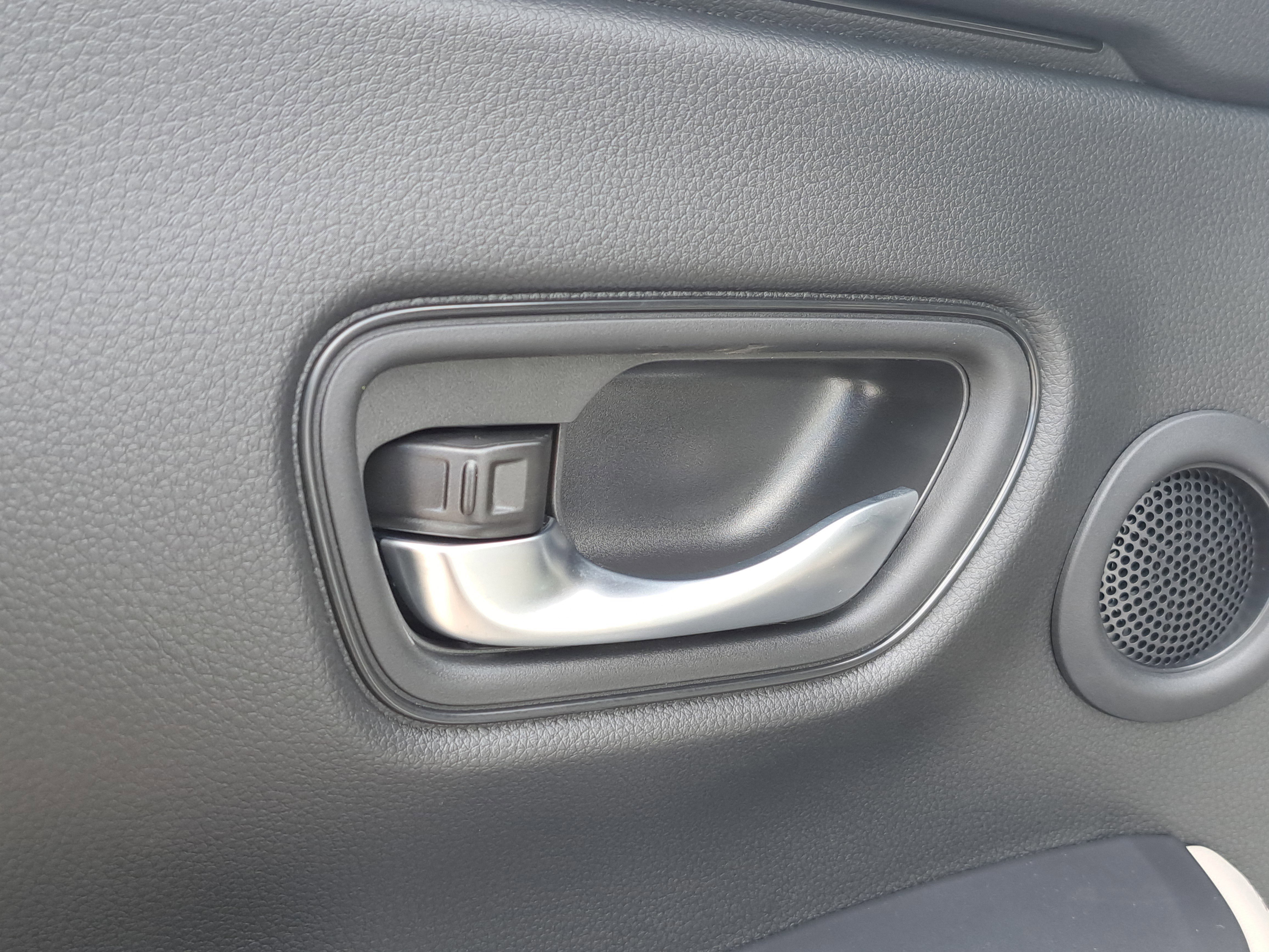 New 2027 Honda HR-V EX-L image 22