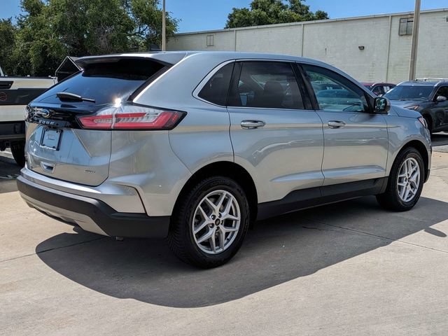 Used 2024 Ford Edge SEL AWD/4WD image 6
