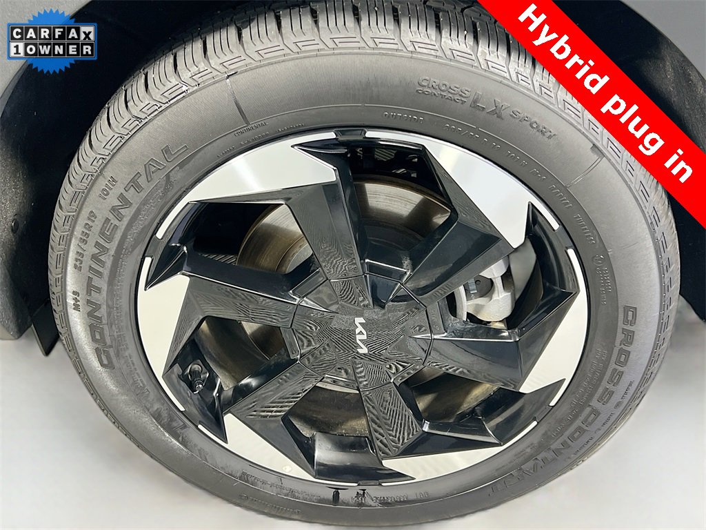 Certified 2025 Kia Sorento EX image 33