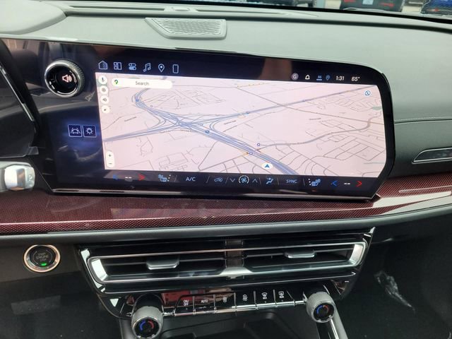 New 2026 Chevrolet Traverse Z71 w/ Enhanced Driving Package image 13