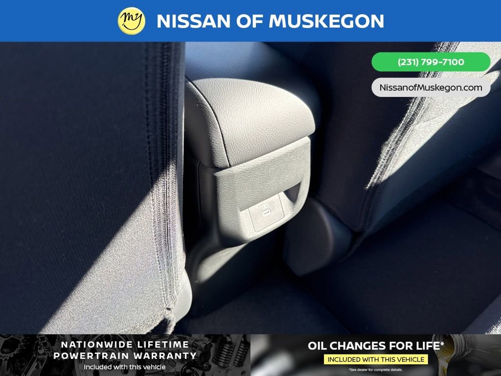 New 2025 Nissan Versa SV w/ Trunk Package image 25