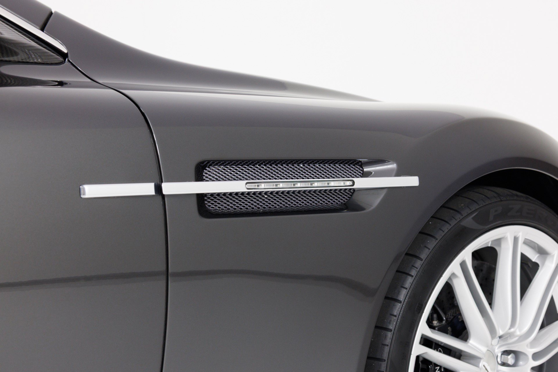 Used 2011 Aston Martin DBS Coupe RWD image 44