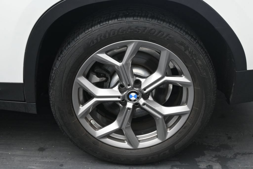 Used 2021 BMW X4 xDrive30i AWD/4WD image 10