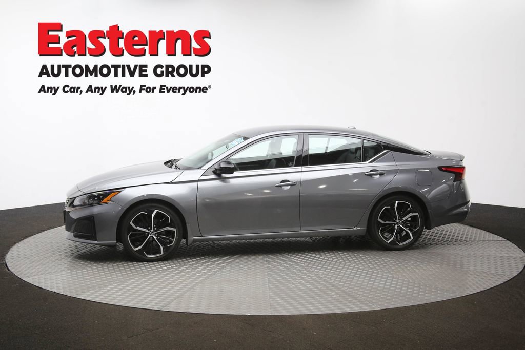 Used 2023 Nissan Altima 2.5 SR image 58