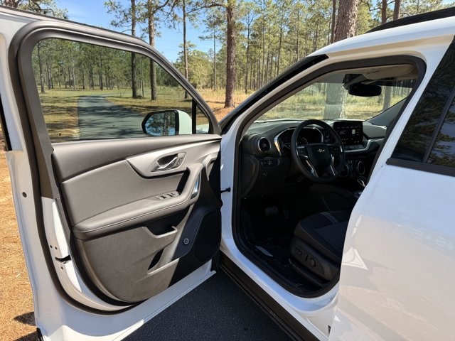New 2026 Chevrolet Blazer LT w/ Convenience Package image 13