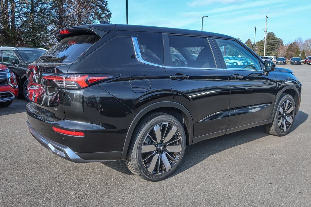 New 2026 Mitsubishi Outlander SE AWD/4WD image 9
