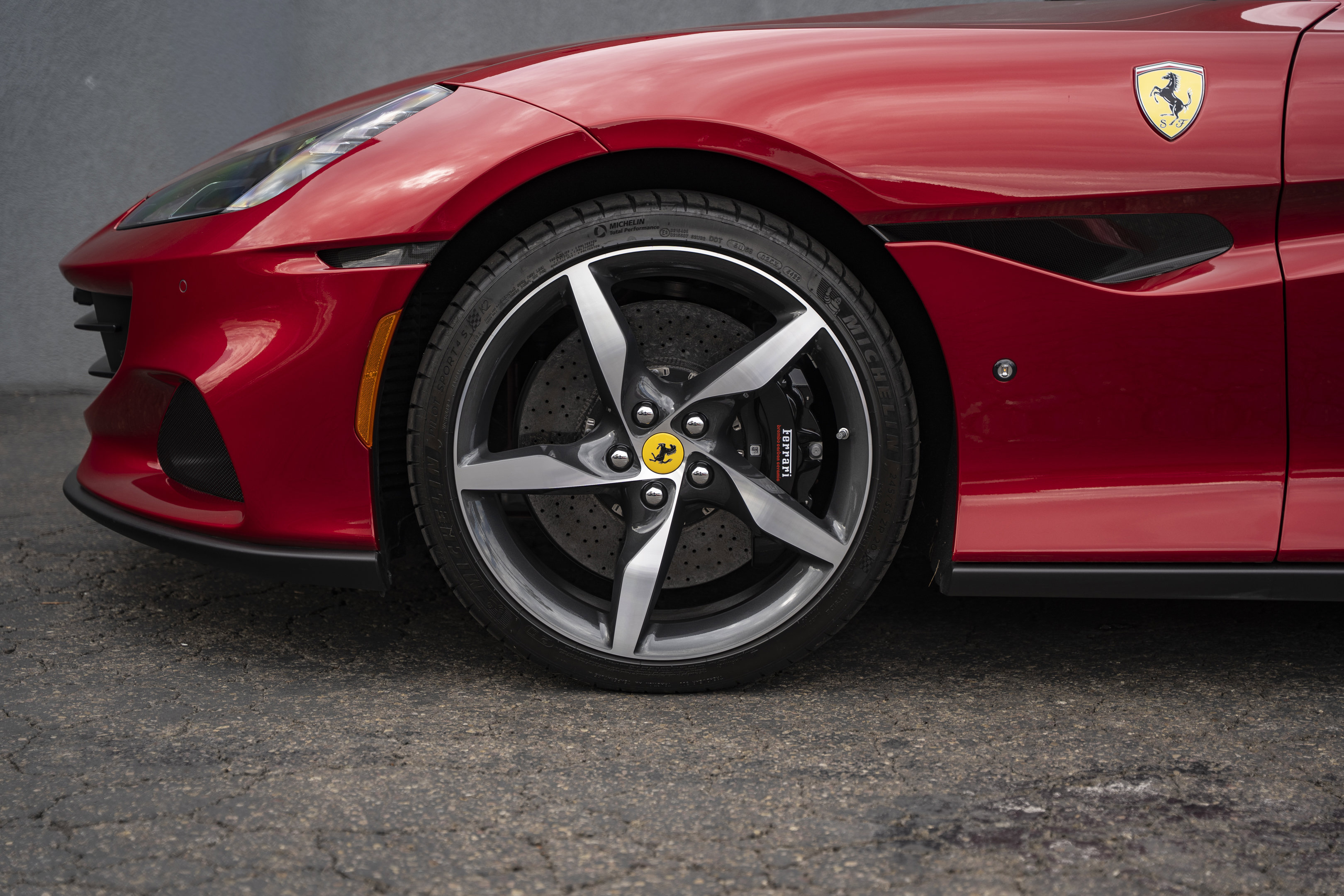 Certified 2023 Ferrari Portofino M image 14