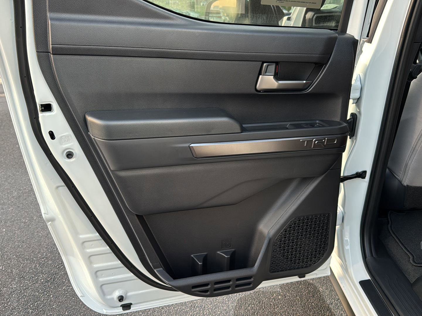 New 2025 Toyota Tacoma TRD Off-Road image 15