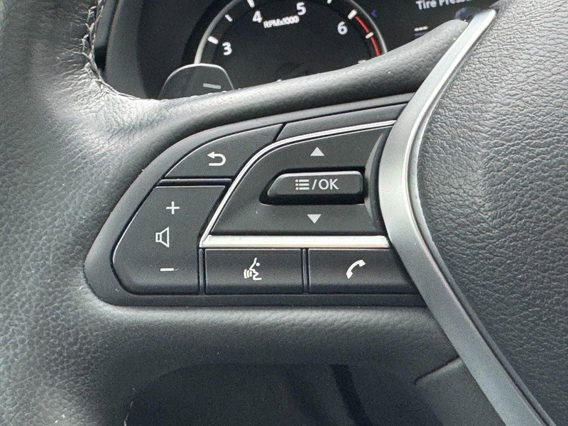 Used 2023 INFINITI QX50 Luxe image 16