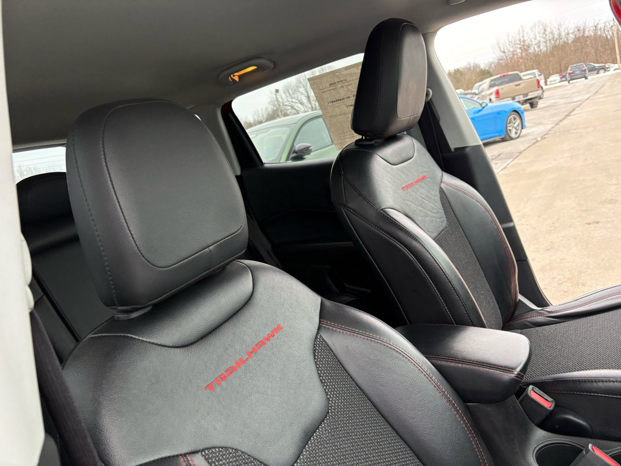 Used 2020 Jeep Compass Trailhawk image 44