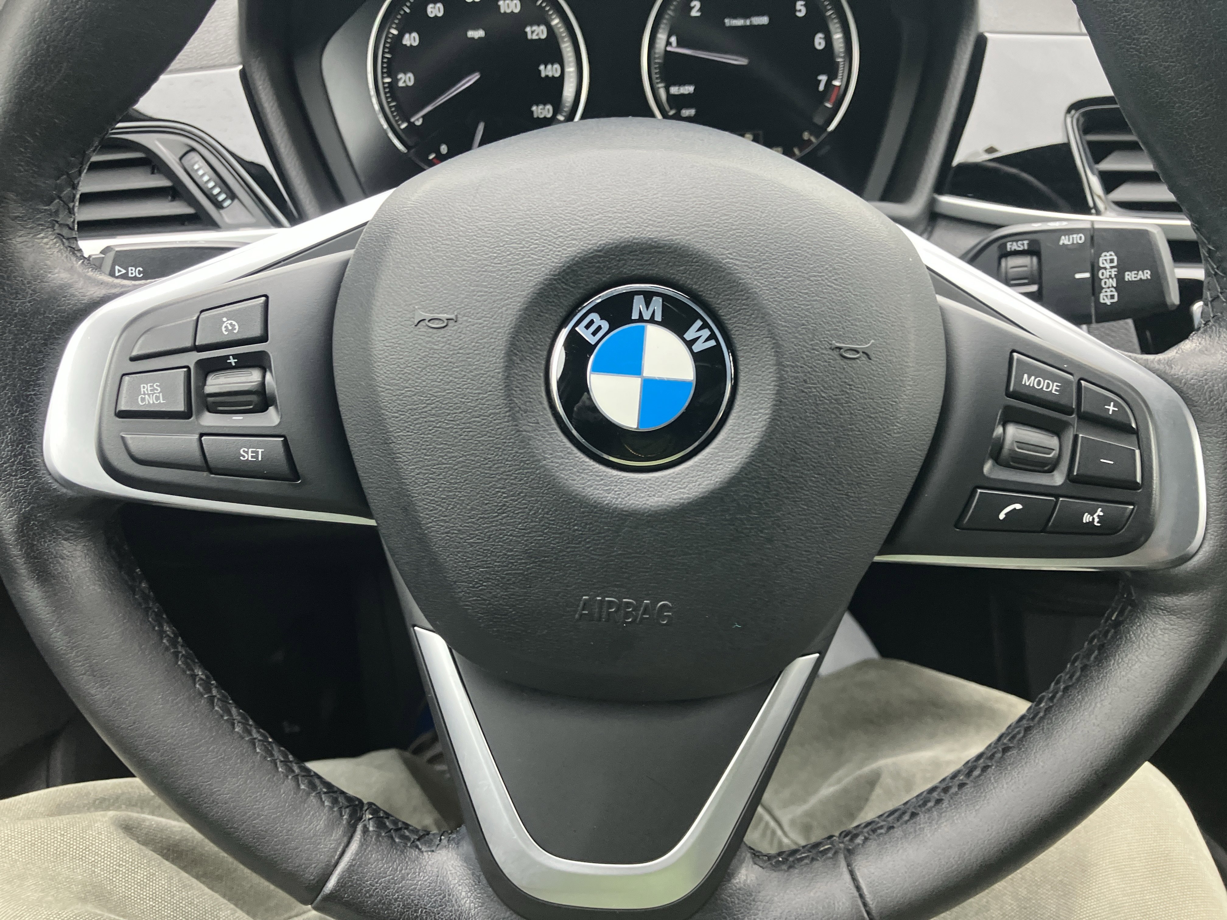 Used 2020 BMW X1 xDrive28i w/ Convenience Package AWD/4WD image 2