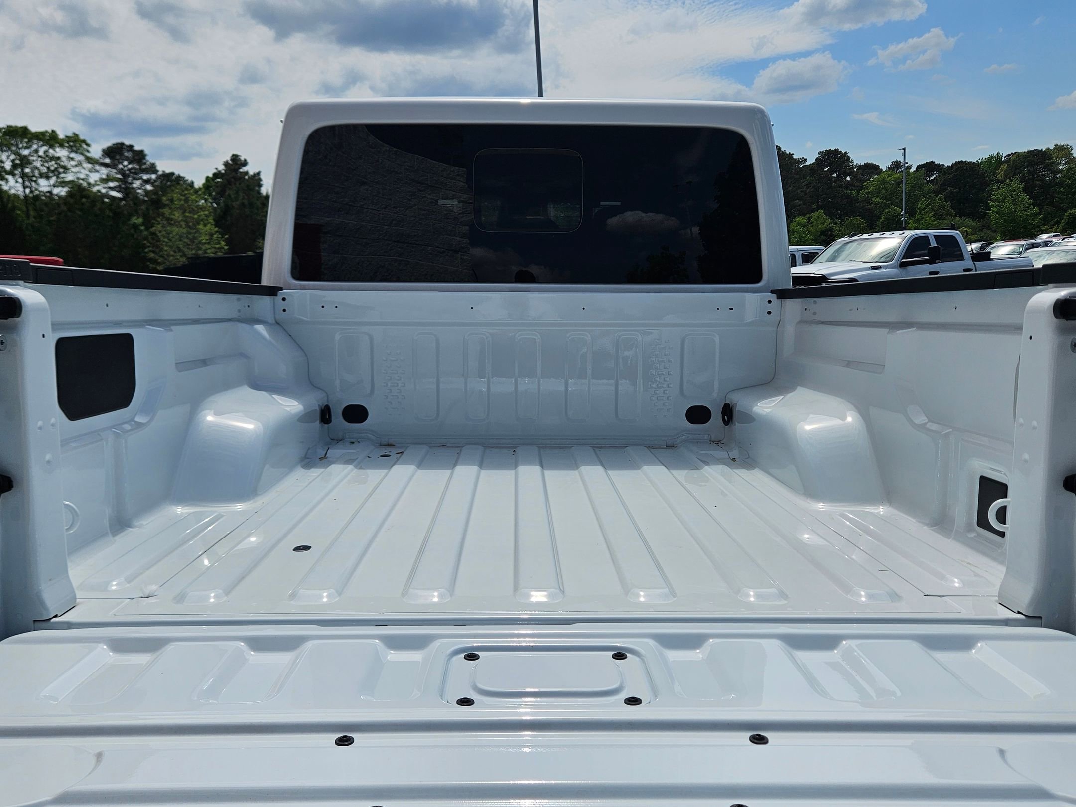 New 2026 Jeep Gladiator Sport AWD/4WD image 26