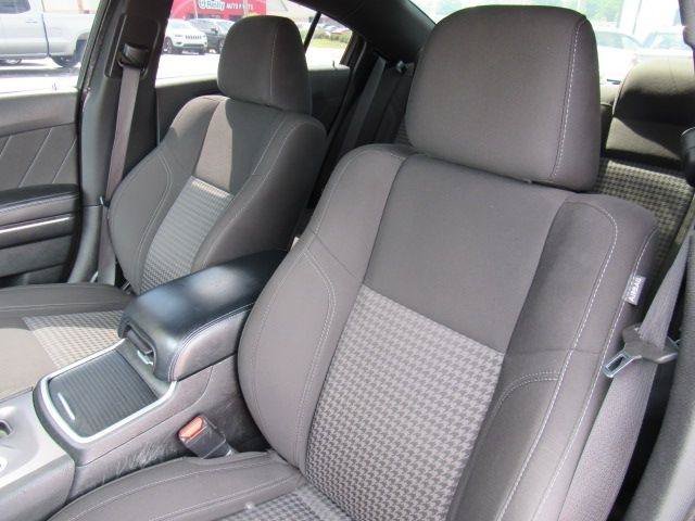 Used 2023 Dodge Charger SXT RWD image 21