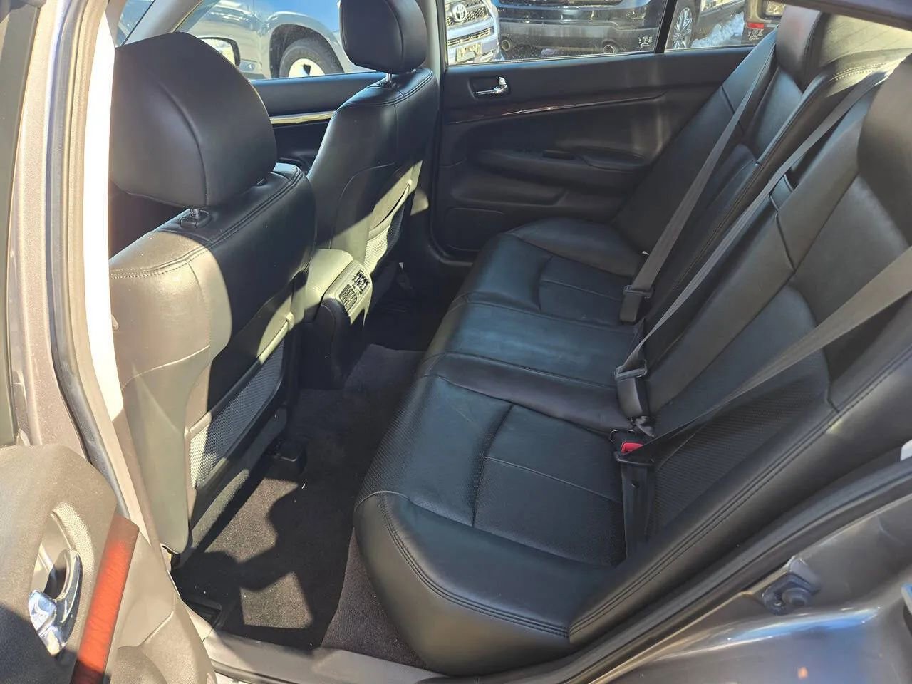 Used 2013 INFINITI G37 x Sedan w/ Premium Pkg AWD/4WD image 13