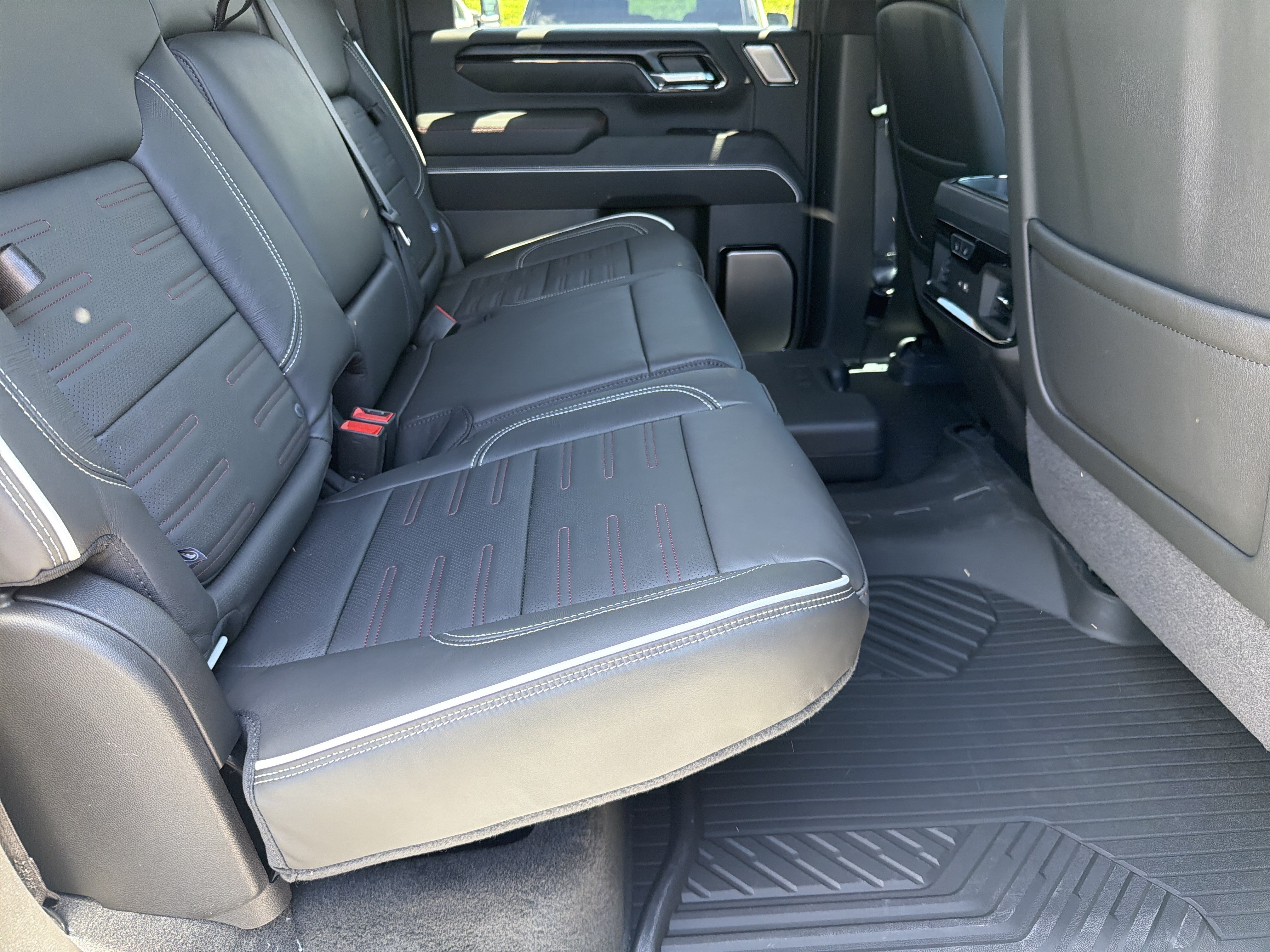 New 2026 GMC Sierra 2500 AT4X w/ AT4X AEV Edition AWD/4WD image 16
