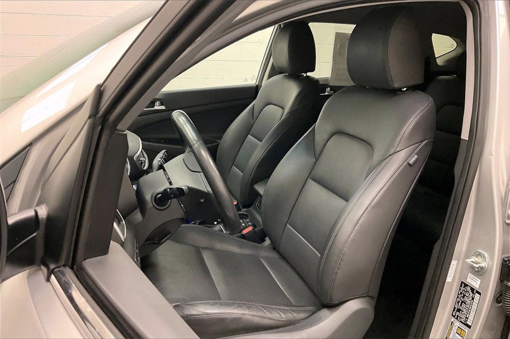 Used 2021 Hyundai Tucson Limited w/ Cargo Package image 17
