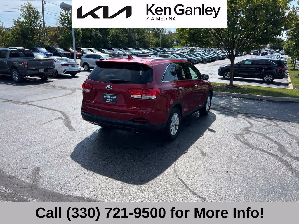 Used 2017 Kia Sorento AWD w/ LX Convenience Package image 10