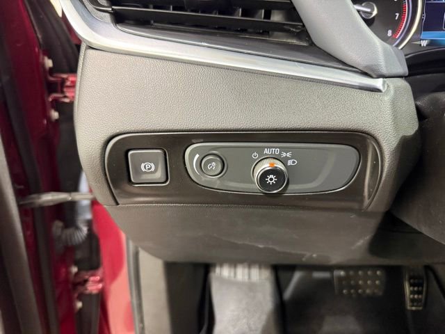 Used 2019 Buick Enclave Essence FWD image 18