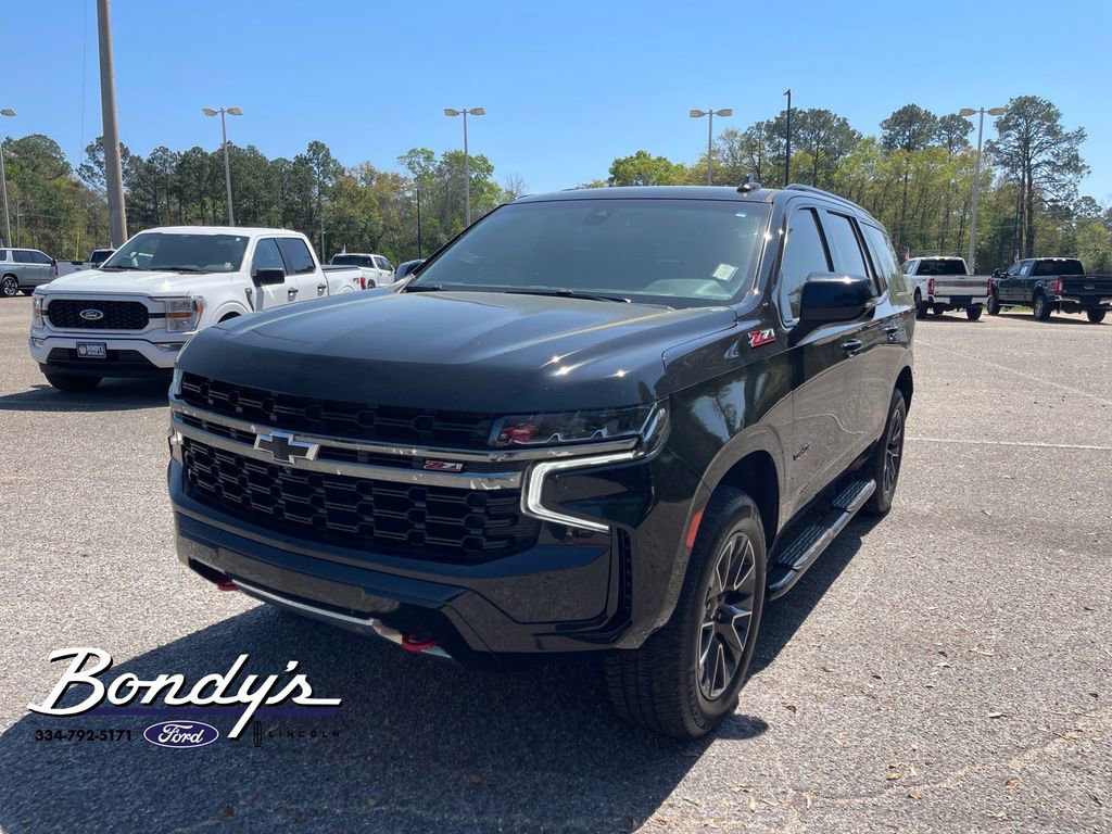 Used 2021 Chevrolet Tahoe Z71 w/ Z71 Off-Road Package AWD/4WD image 3