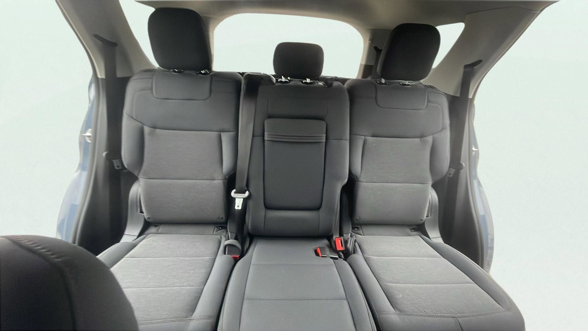 Certified 2025 Ford Explorer Active image 18