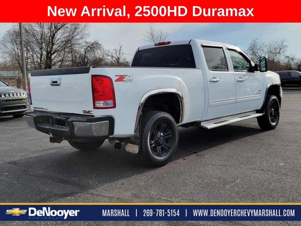 Used 2010 GMC Sierra 2500 SLE image 3