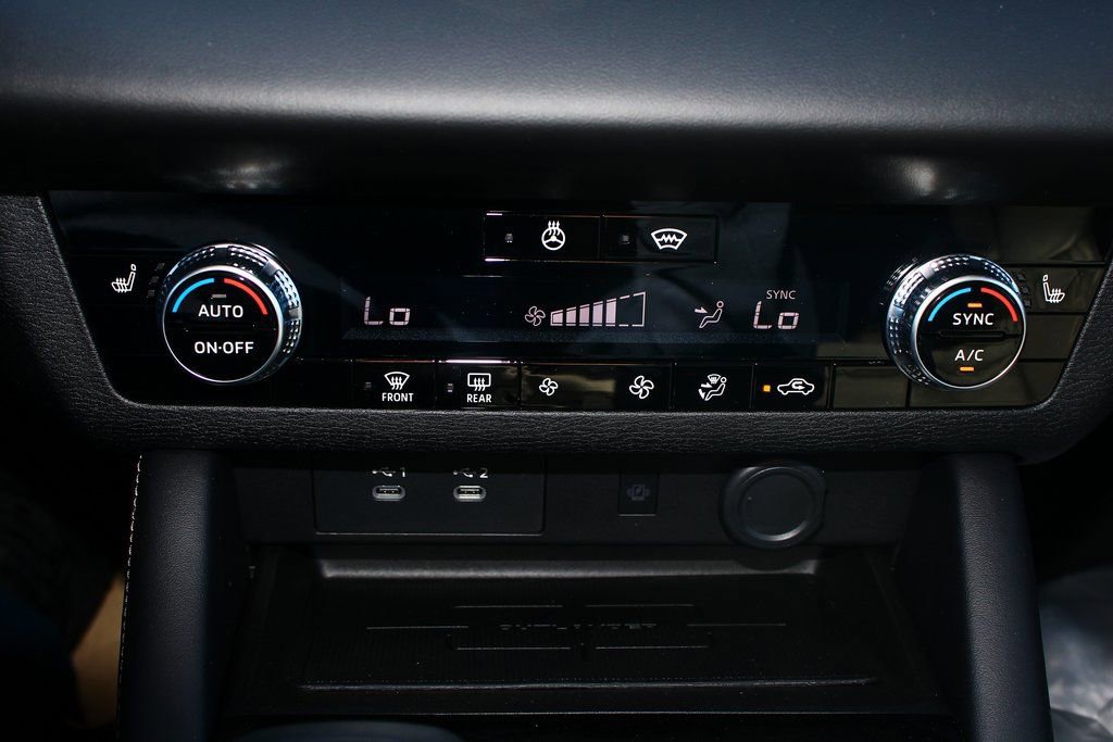 New 2026 Mitsubishi Outlander Trail Edition image 19