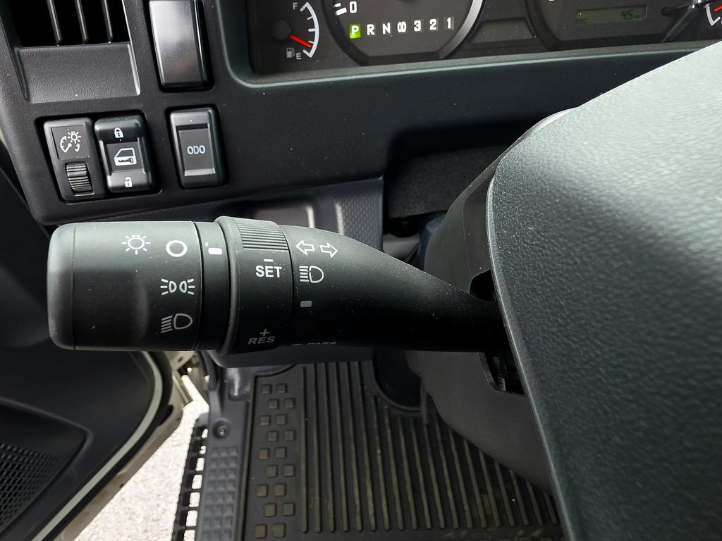 Used 2024 Chevrolet Low Cab Forward 5500XG RWD image 18