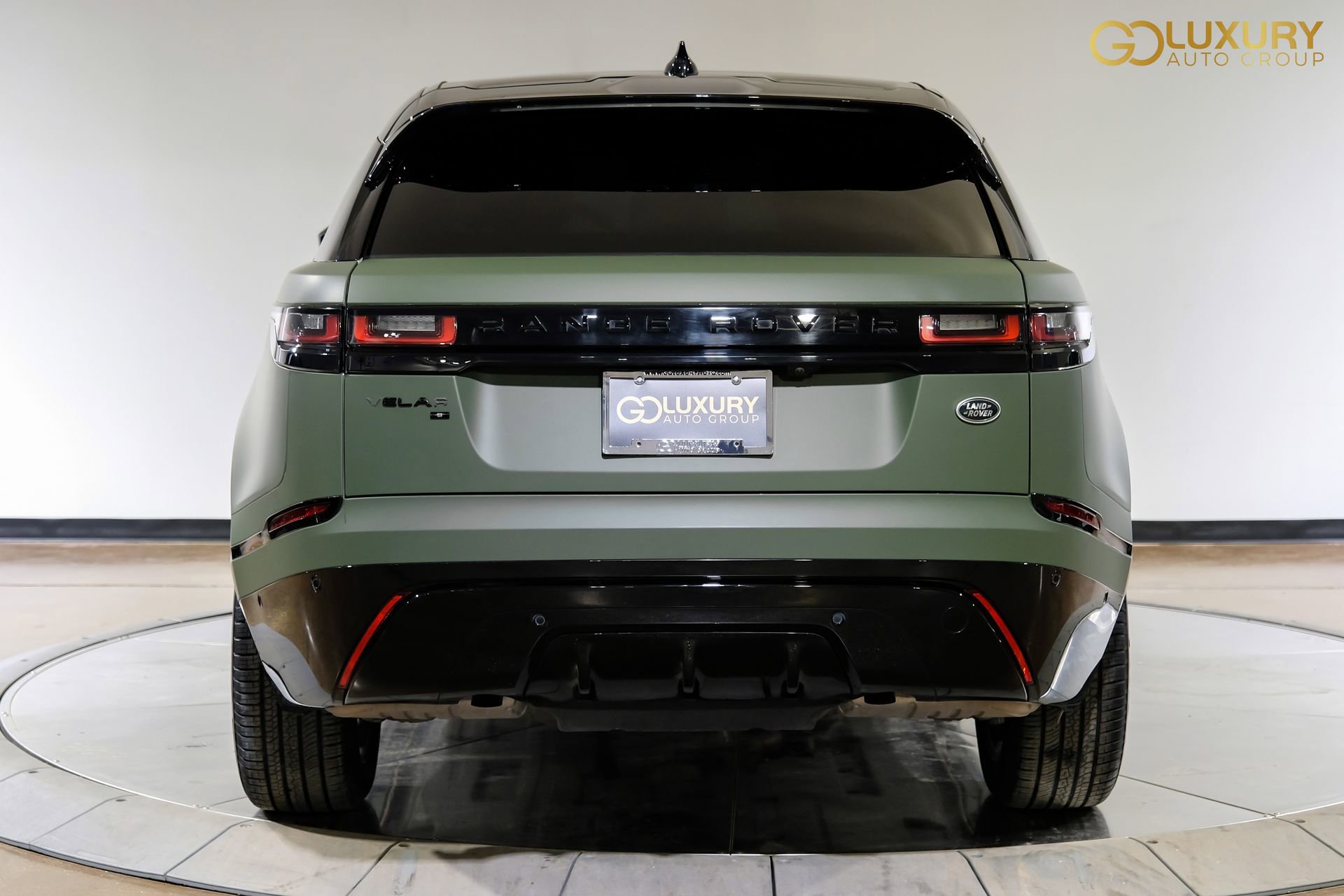 Used 2021 Land Rover Range Rover Velar R-Dynamic S AWD/4WD image 11